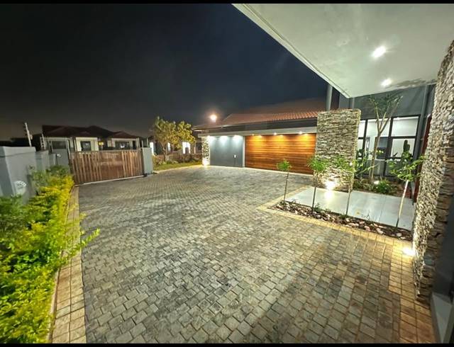 4 BEDROOM HOUSE FOR SALE IN IZINGA